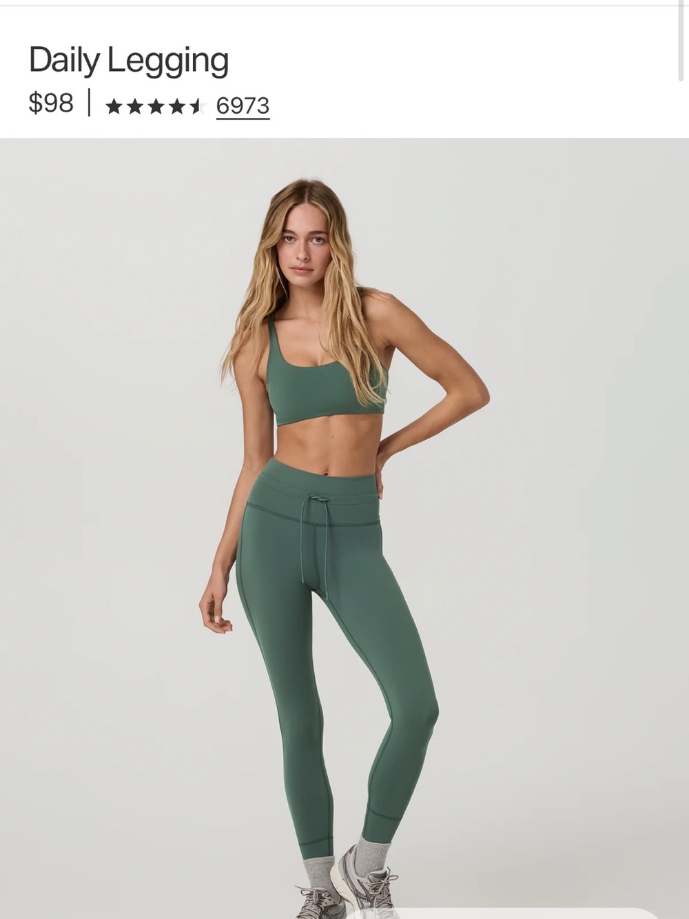 Vuori Daily Leggings & Yosemite Sports Bra in Agate Green